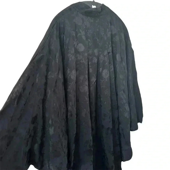 NWT Women’s Whimsigoth Feminine Lightweight Floral Romantic Kimono Cover Up - Picture 4 of 10